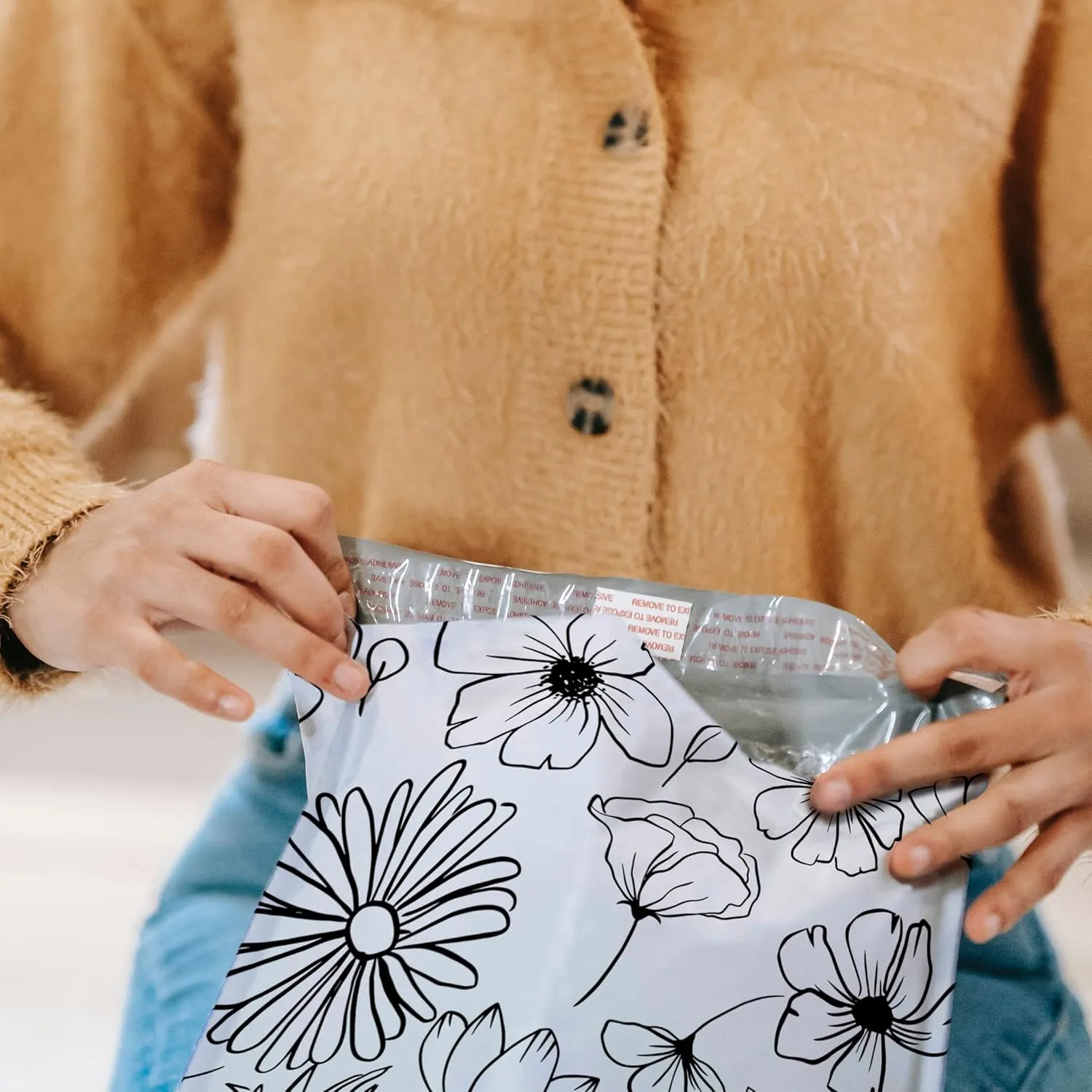 10x13 (100) Black and White Sketched Floral Summer Designer Poly Mailers Waterproof Self Sealing Tear Resistant Polymailers Shipping Envelopes Premium Printed Bags For Small Businesses