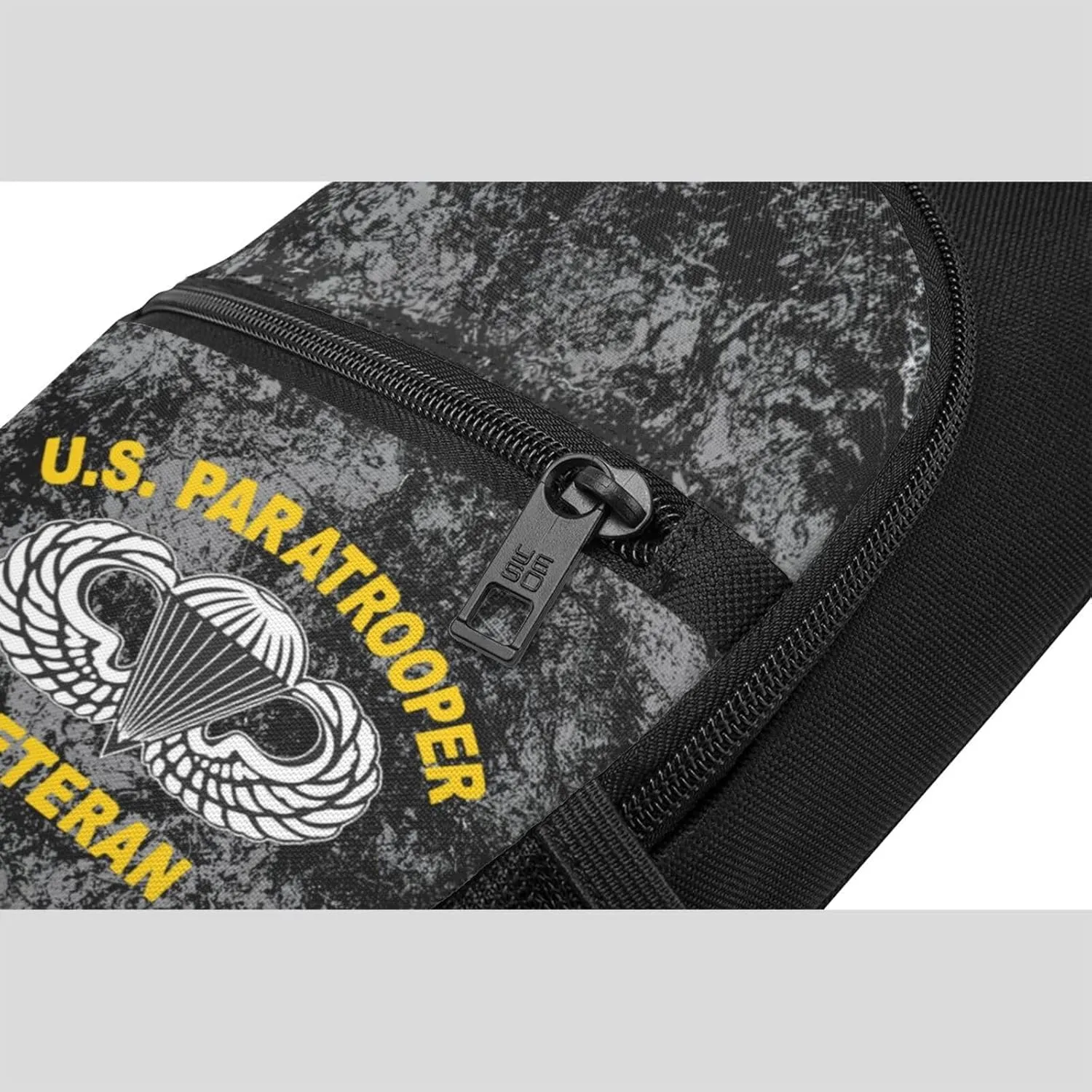 82nd Airborne Division US Paratrooper Army Veteran Sling Bag Crossbody Backpack Shoulder Casual Daypack Bags for Men
