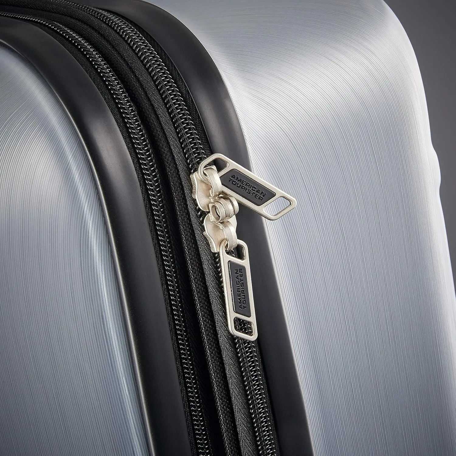 American Tourister Moonlight Hardside Expandable Luggage with Spinner Wheels, Silver, 3-Piece Set (21/24/28)