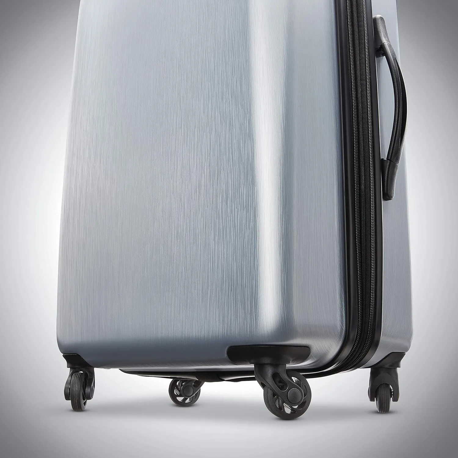 American Tourister Moonlight Hardside Expandable Luggage with Spinner Wheels, Silver, 3-Piece Set (21/24/28)