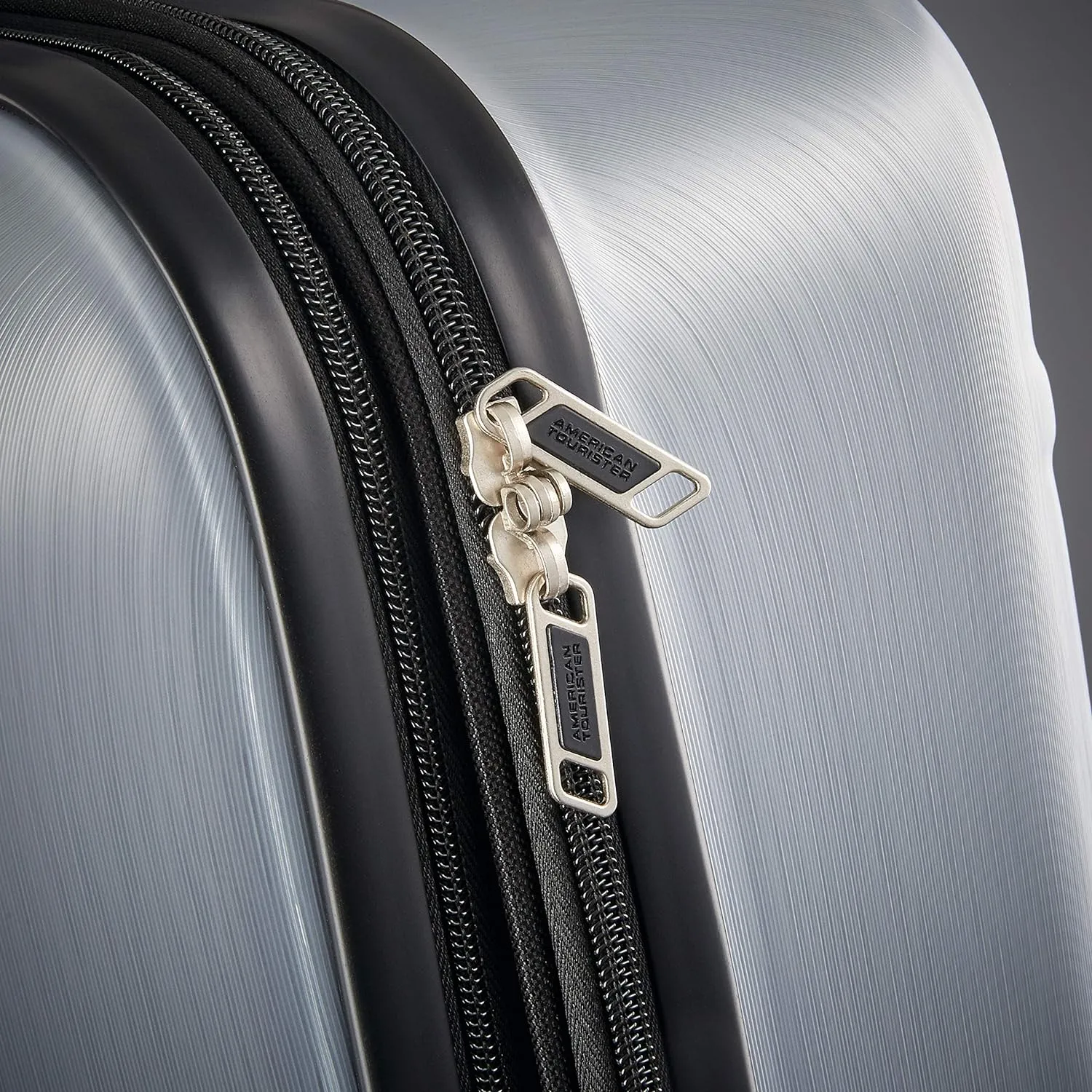 American Tourister Moonlight Hardside Expandable Luggage with Spinner Wheels, Silver, 3-Piece Set (21/24/28)