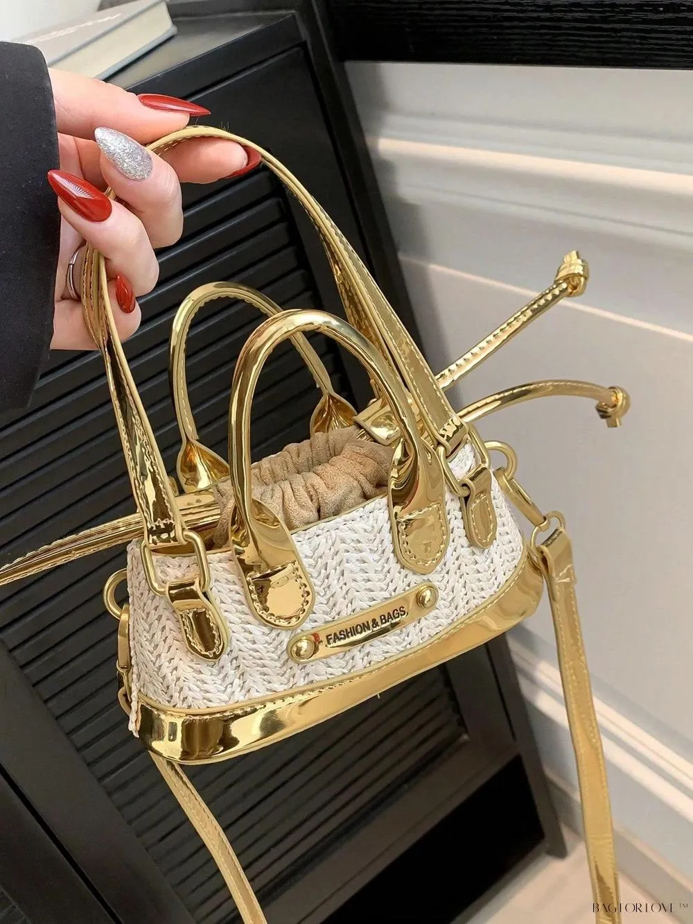 BagForLove - Lady's Little Treasure A Must-Have PU Contrast-Colored Handbag
