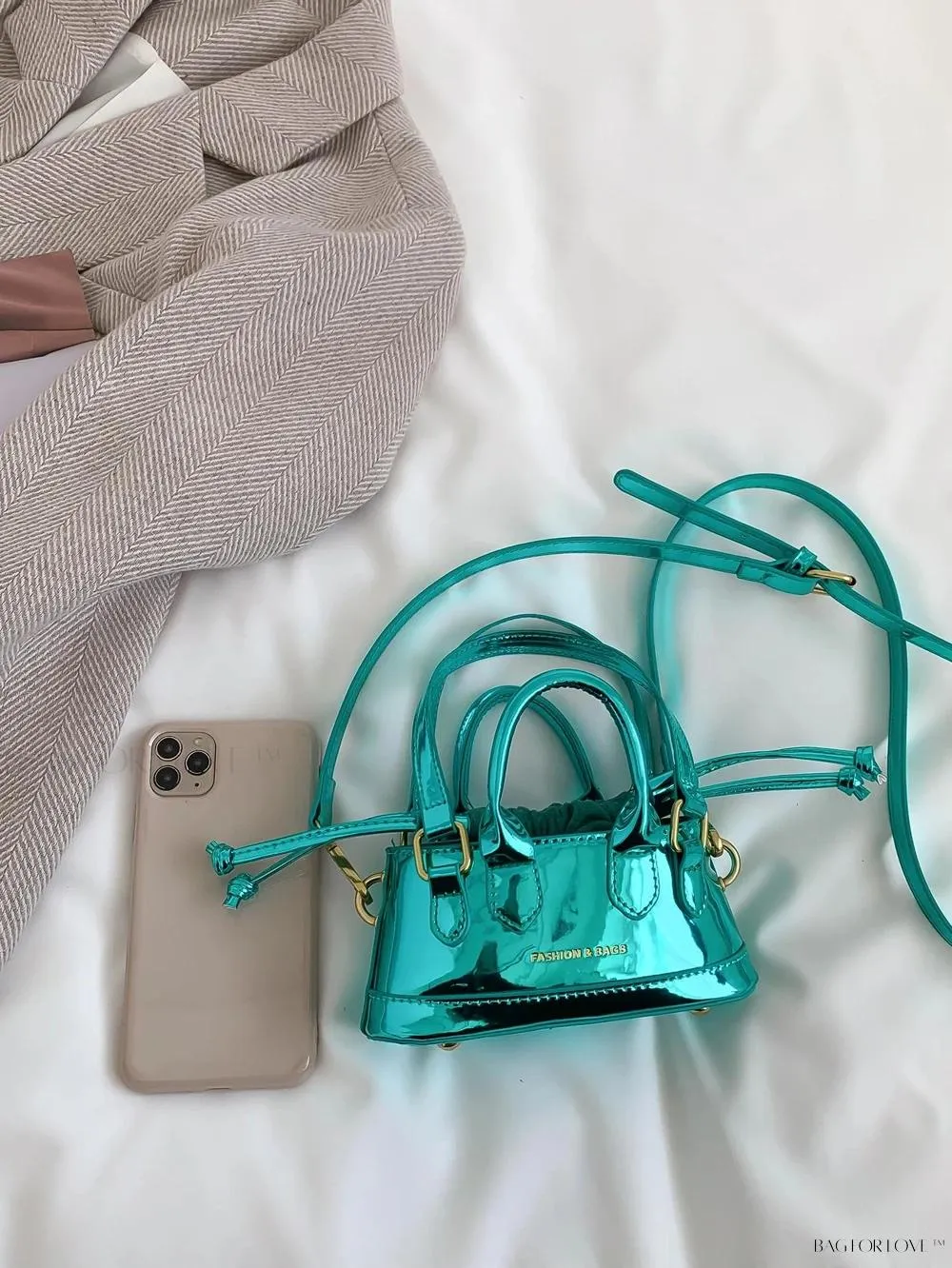 BagForLove - Lady's Little Treasure A Must-Have PU Contrast-Colored Handbag