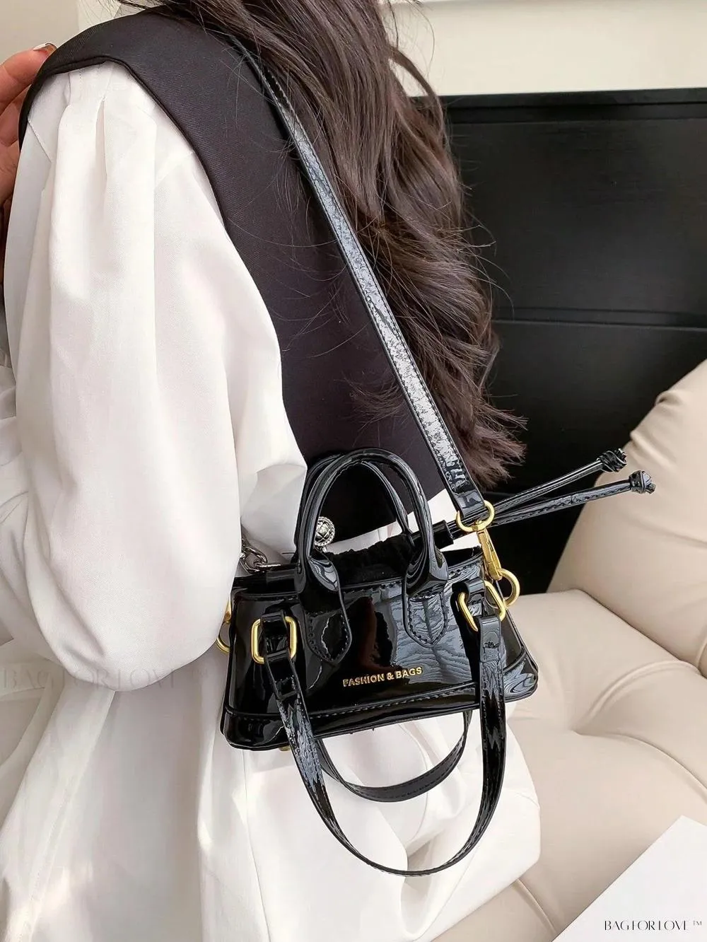 BagForLove - Lady's Little Treasure A Must-Have PU Contrast-Colored Handbag