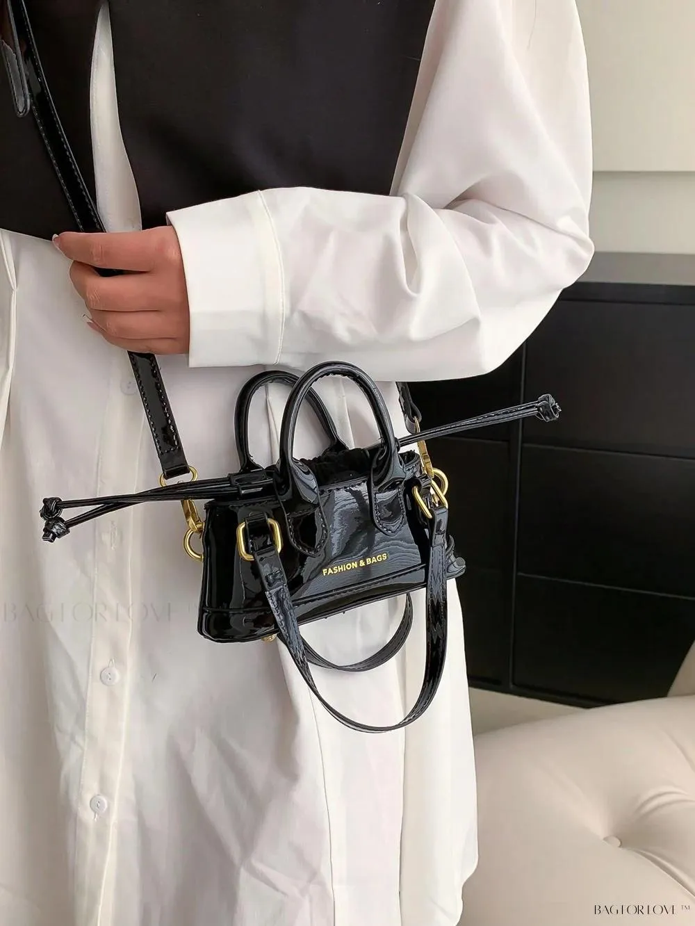 BagForLove - Lady's Little Treasure A Must-Have PU Contrast-Colored Handbag
