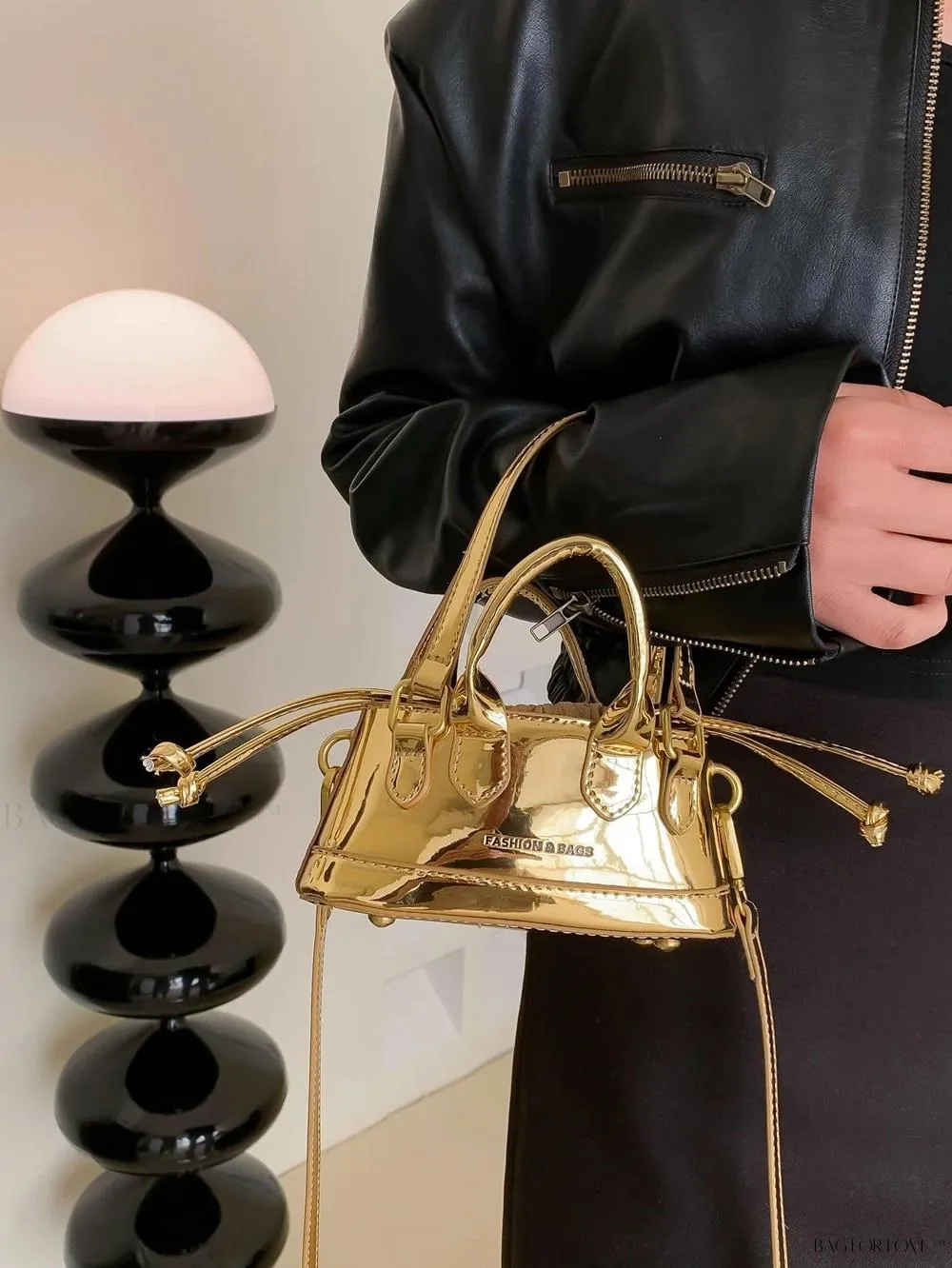 BagForLove - Lady's Little Treasure A Must-Have PU Contrast-Colored Handbag
