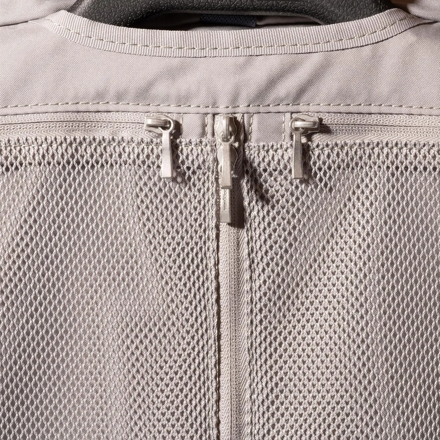 Baggallini Garment Bag