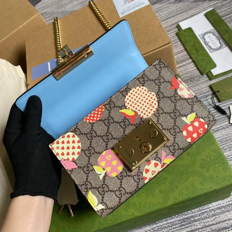 Charm - GG Bags - 1826