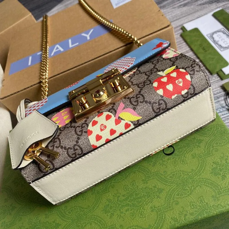 Charm - GG Bags - 1826
