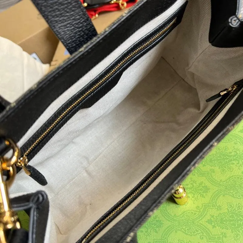 Charm - GG Bags - 493