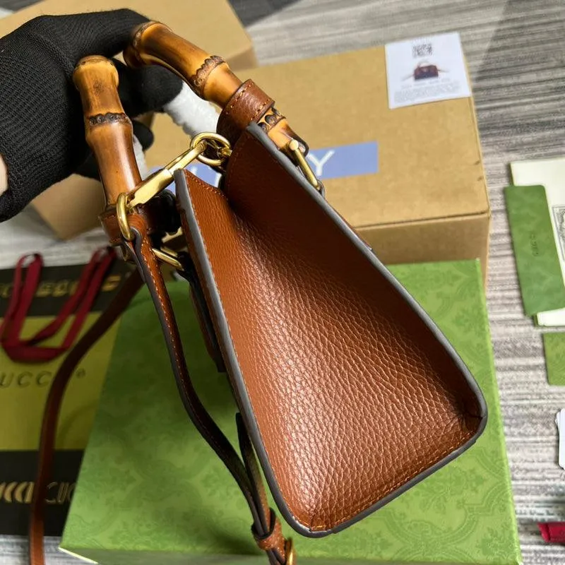 Charm - GG Bags - 502