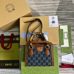Charm - GG Bags - 502