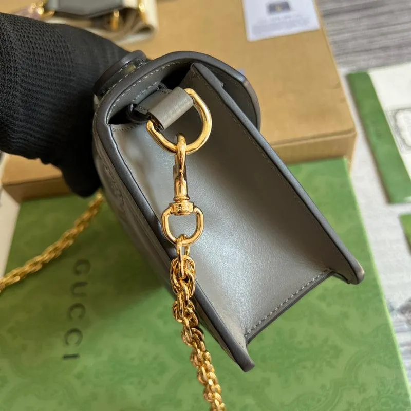 Charm - GG Bags - 900