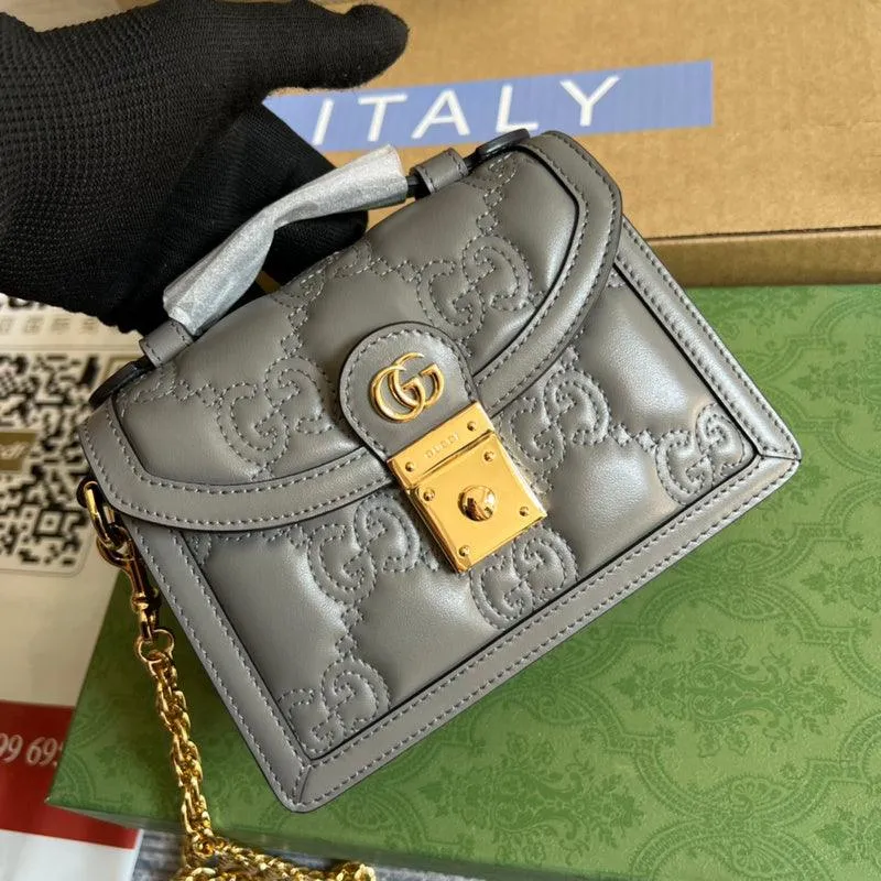 Charm - GG Bags - 900
