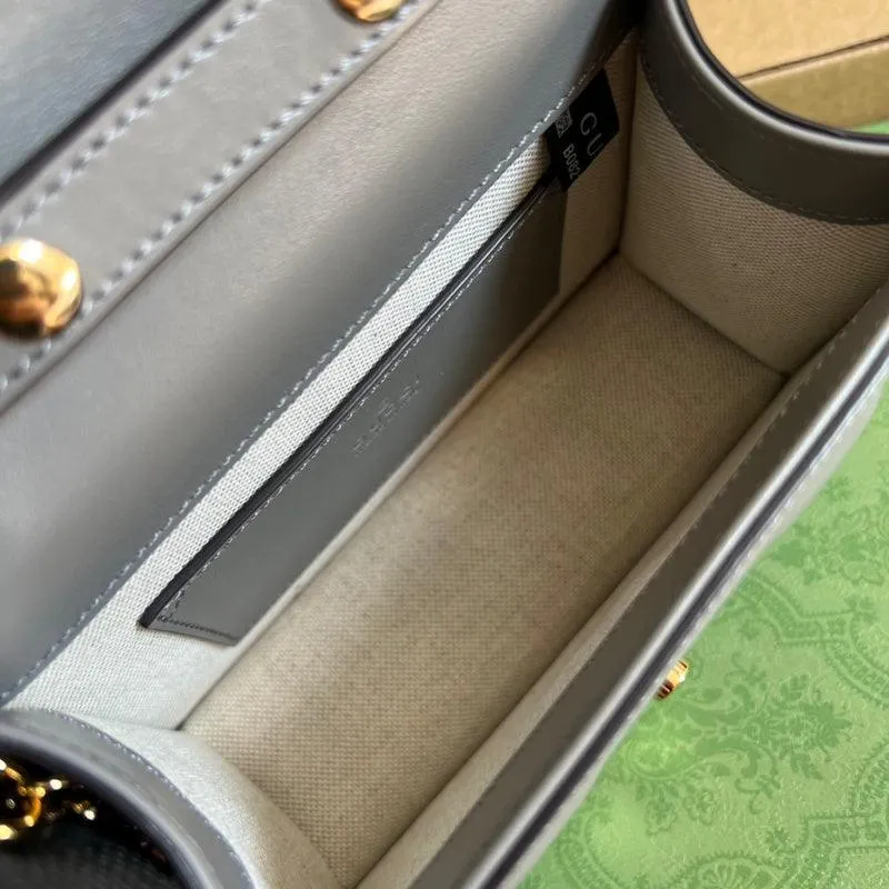 Charm - GG Bags - 900