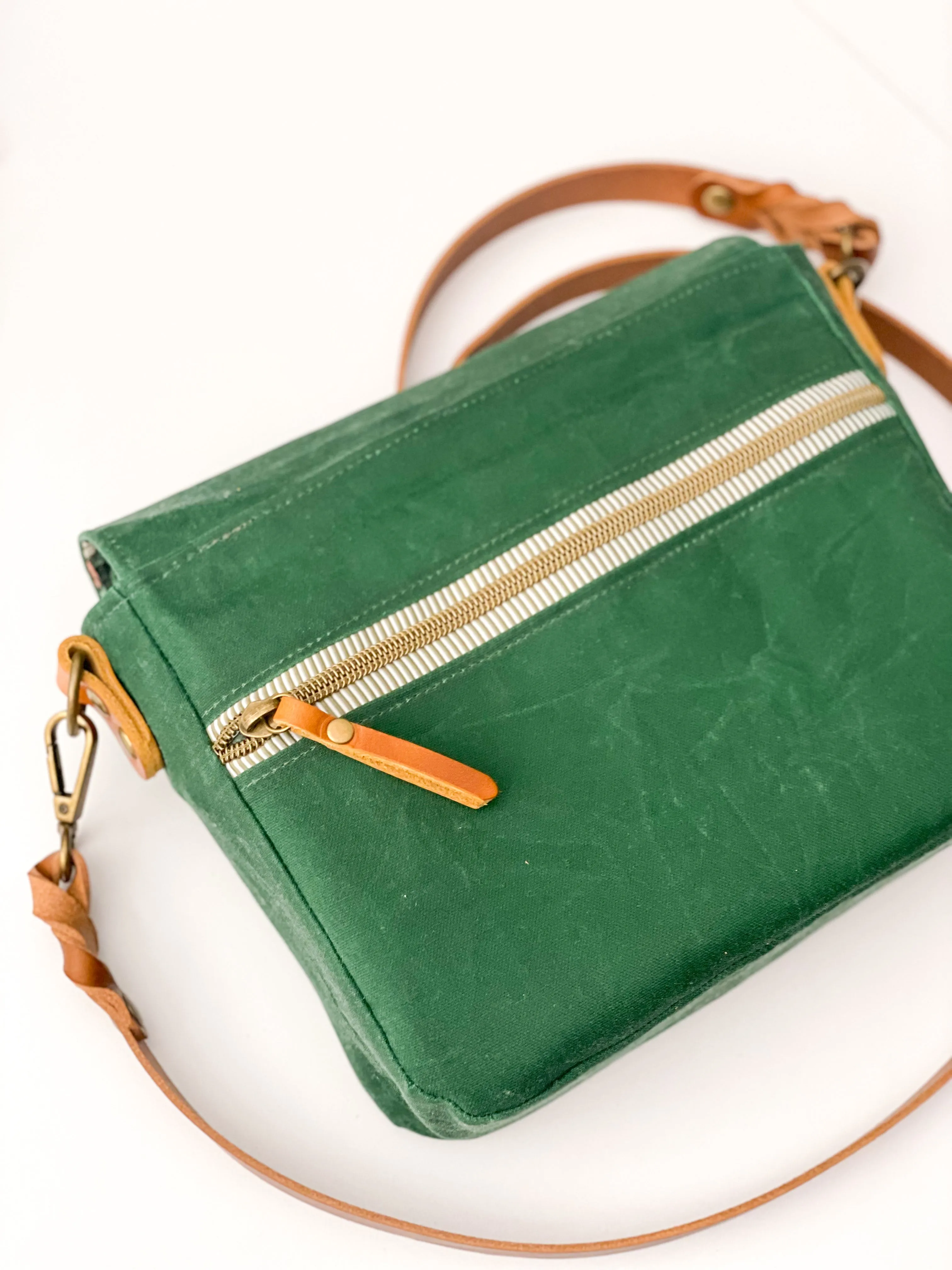 Classic Crossbody