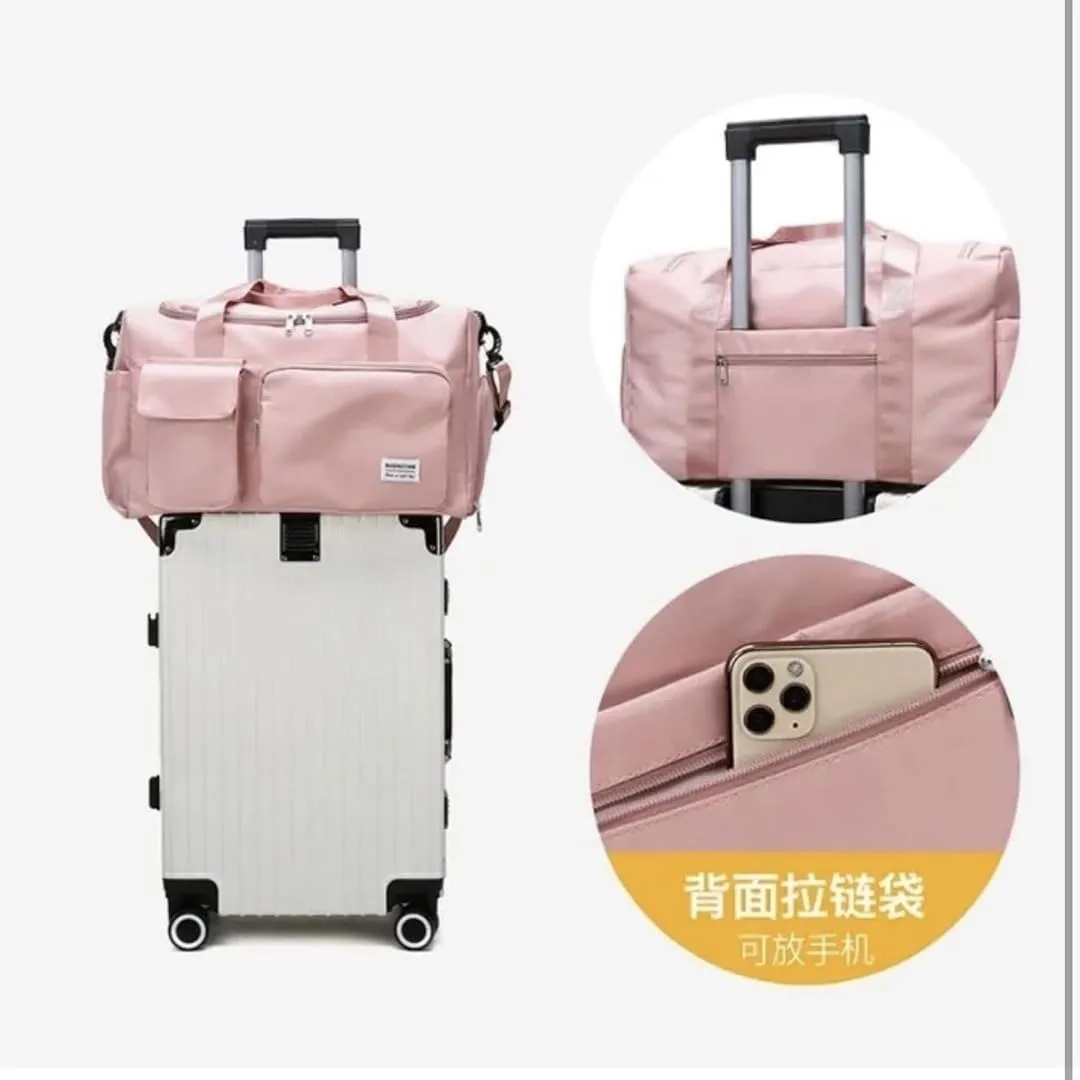 Custom Duffle Bag for Men and Women. Personalize with your Text and Logo (Pink)