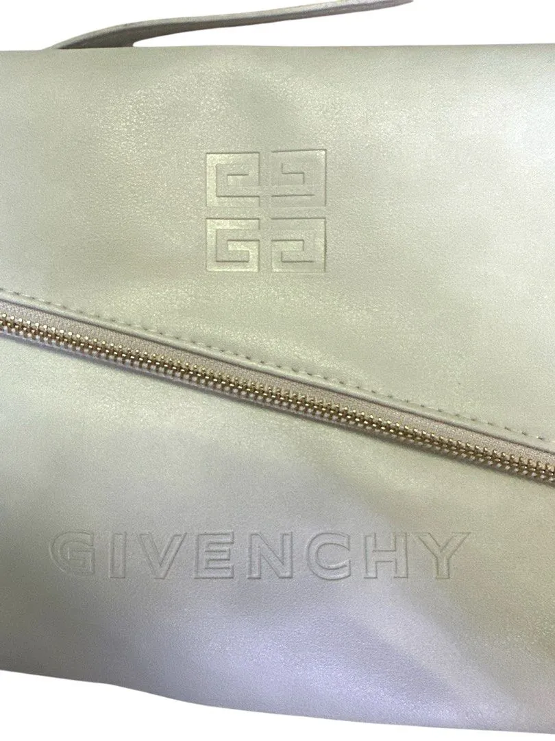 Givenchy Shoulder bag (H19 x L29 cm)