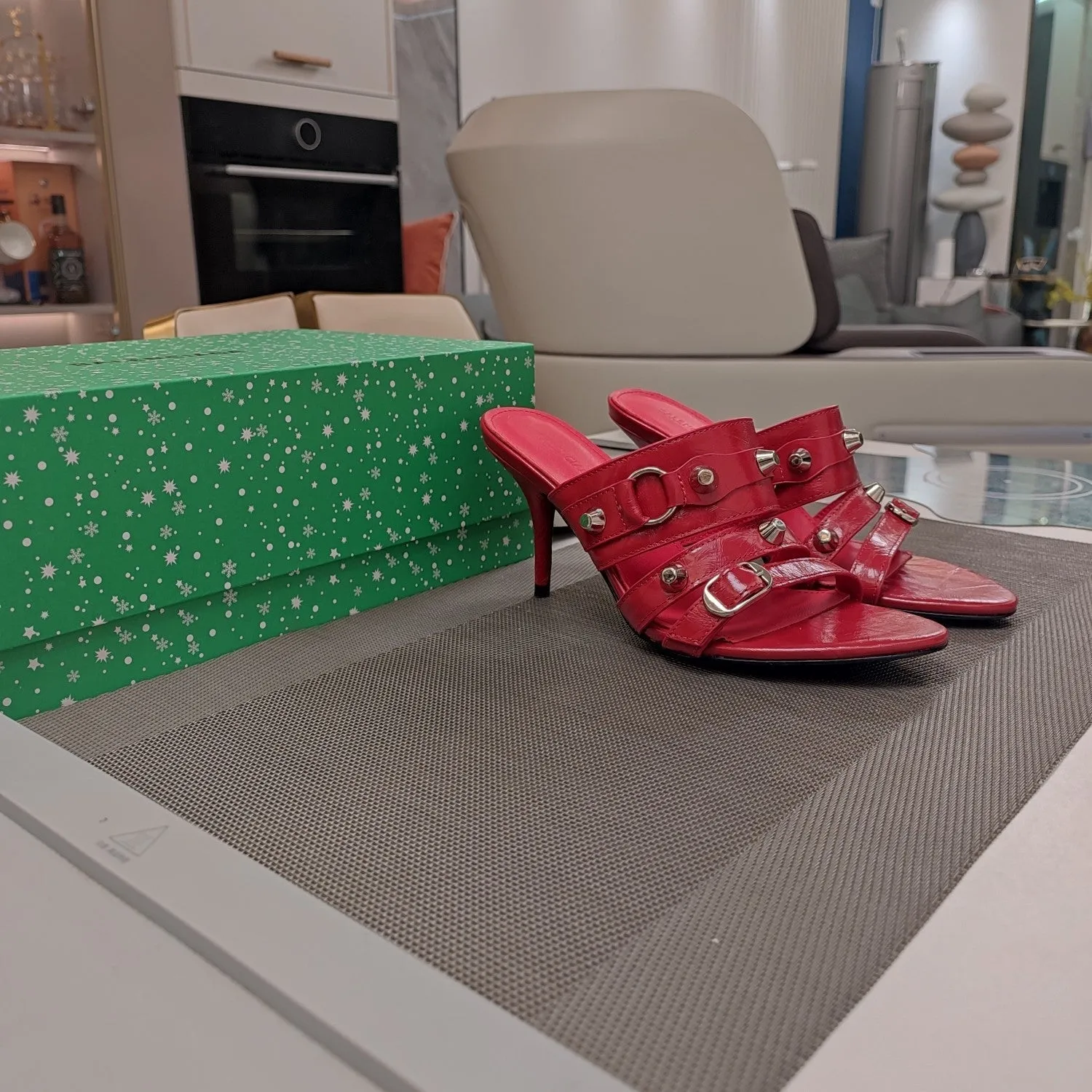HIGH-HEELED STUDDED SANDALS IN Balanciaga Bold STRAPPY RED WAX-OIL SHEEPSKIN Fashion-forward