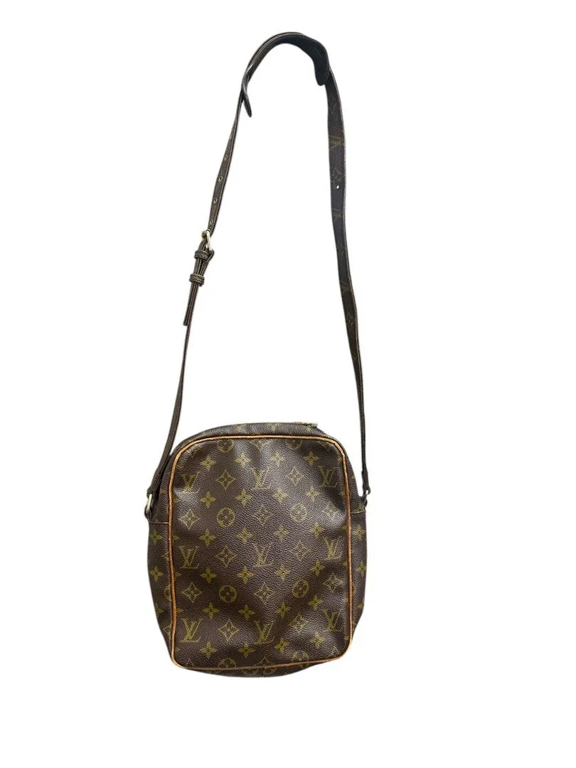 Louis Vuitton Sling Bag M40264