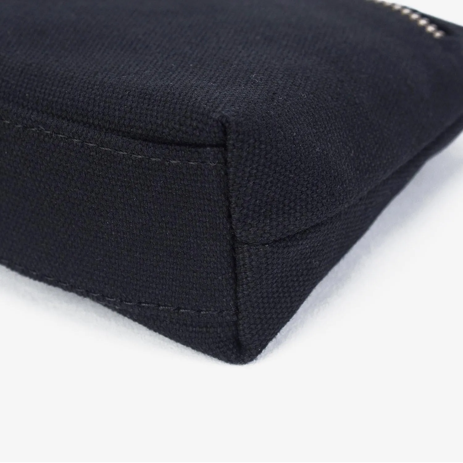 Nylon Wristbands Bag Makeup Pouch for Purse Waterproof Wristbands Bag with Zipper Pocket Credit Card Pouch