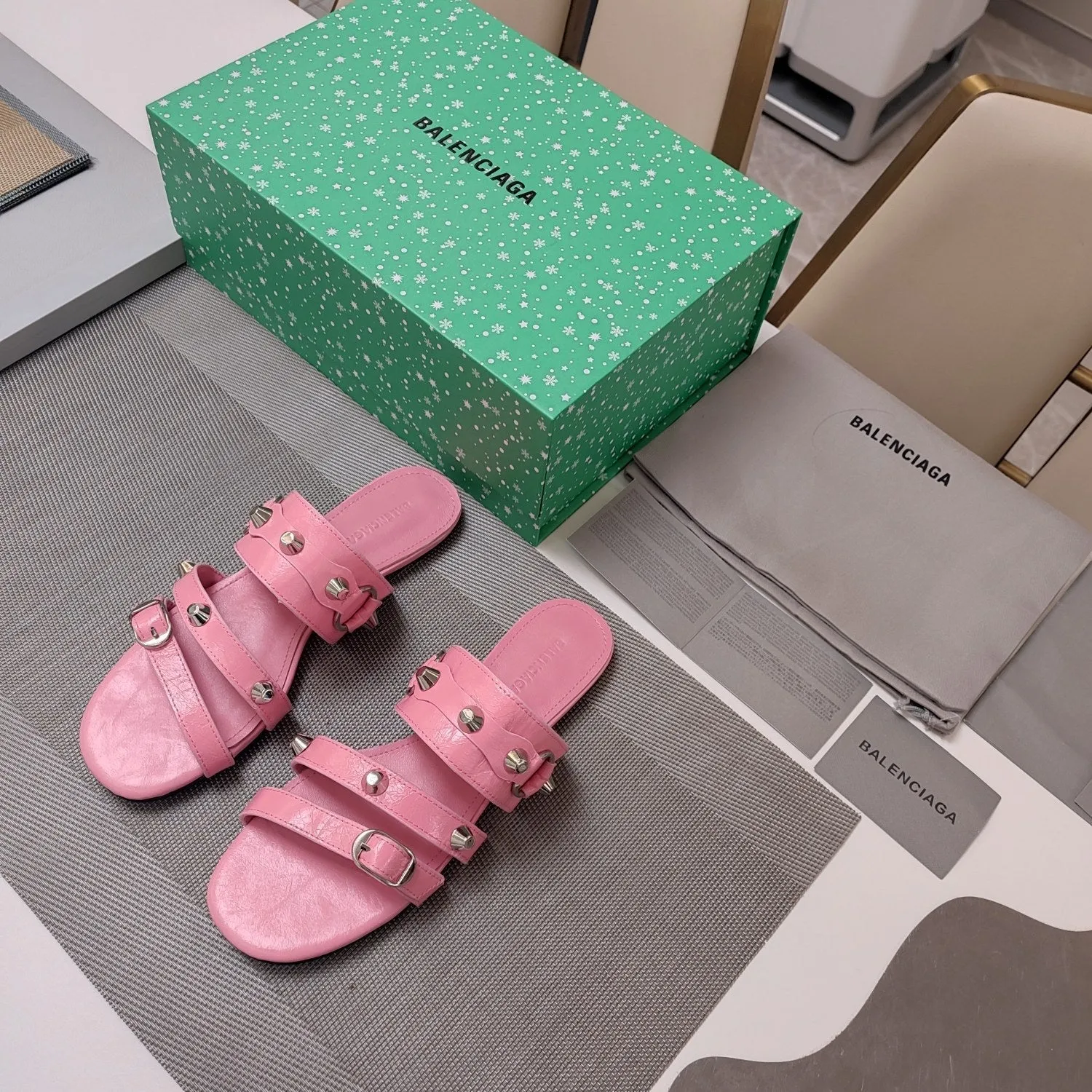 Tailored selection IN PINK SHEEPSKIN Accessible Balanciaga WAX-OIL WEWAK STUDDED SANDALS STRAPPY FLAT