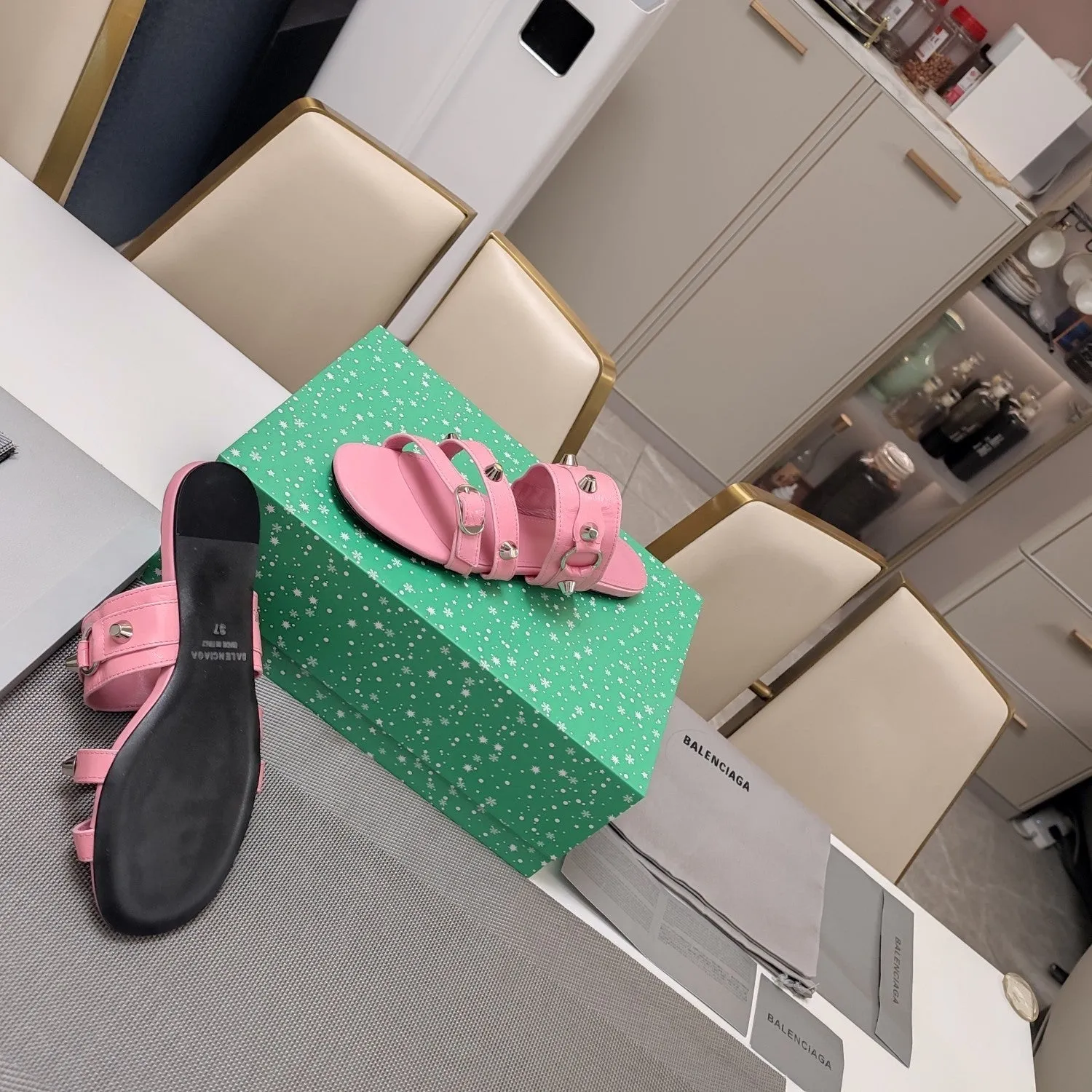 Tailored selection IN PINK SHEEPSKIN Accessible Balanciaga WAX-OIL WEWAK STUDDED SANDALS STRAPPY FLAT