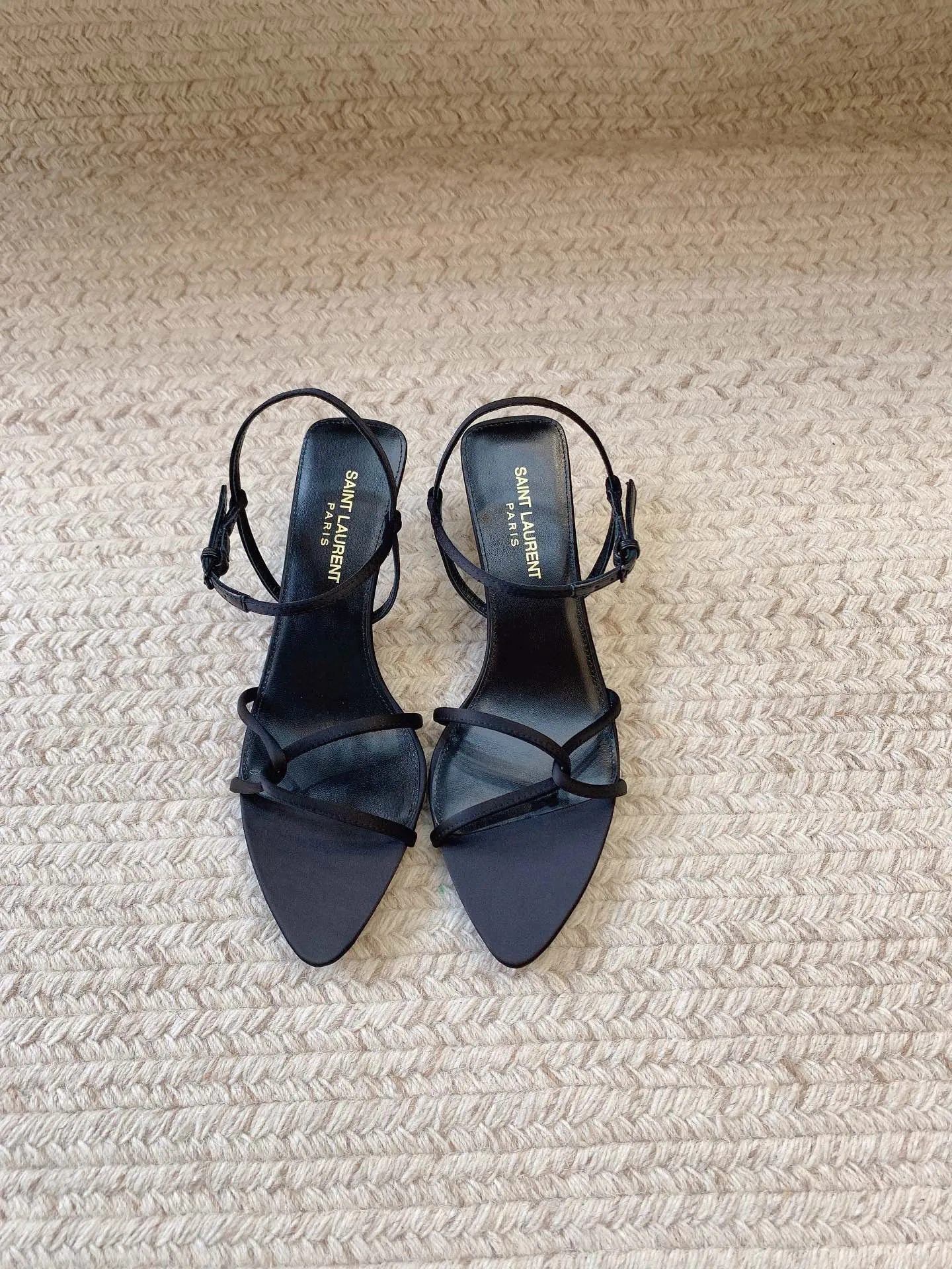 Winter savings Laurent STRAPPY IN Saint Proven track record SILK MID BLACK HEEL SANDALS