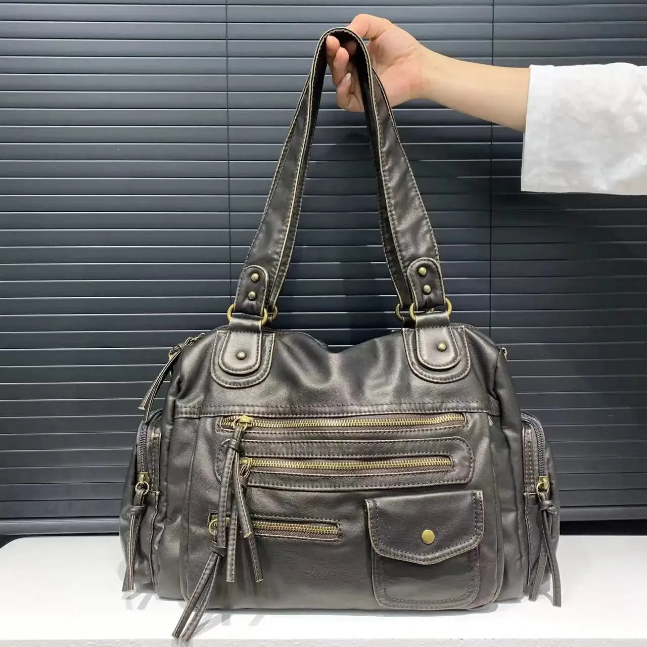 Y2K Leather Multi-Compartment Zipper Handbag